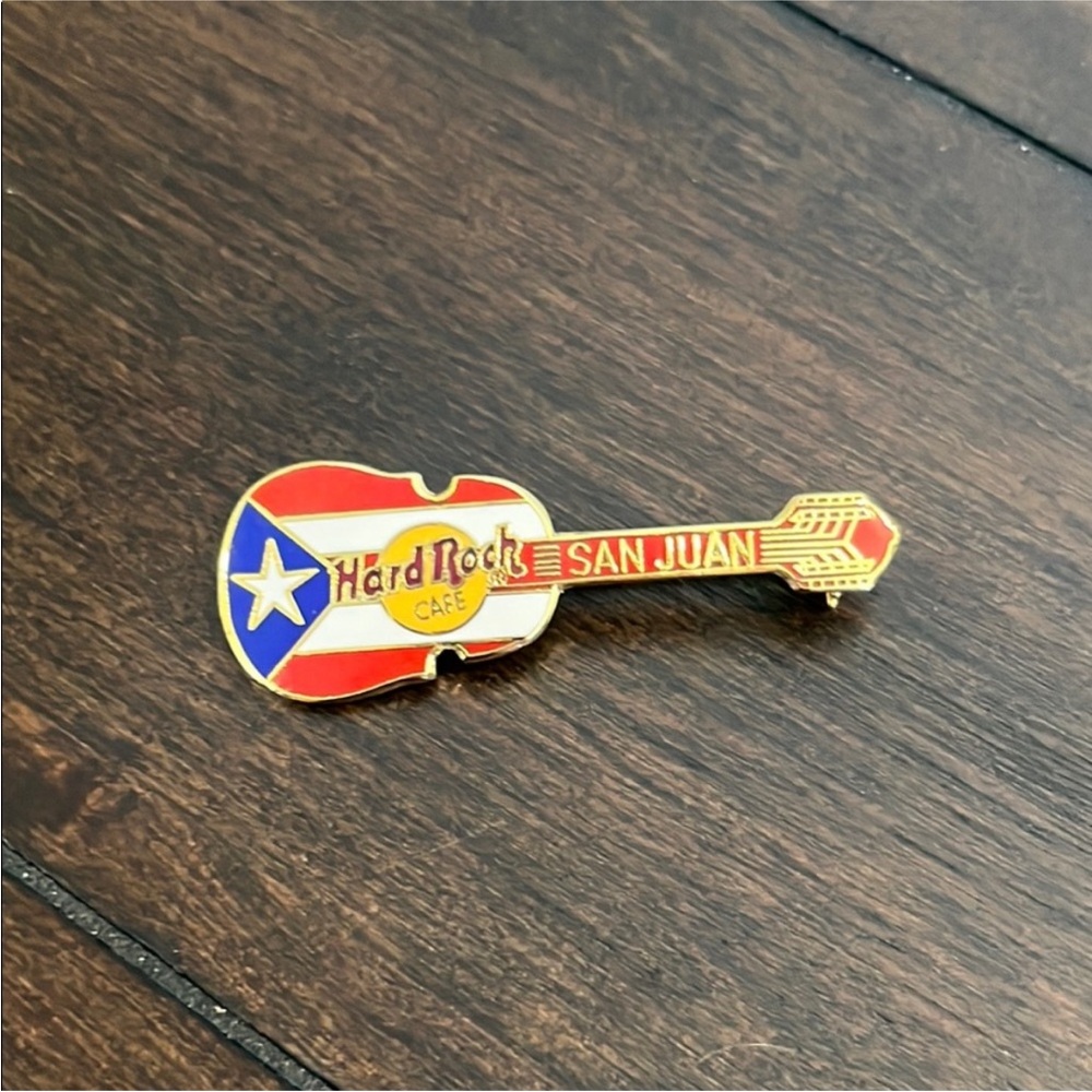 Hard Rock Cafe San Juan Guitar Flag Pin